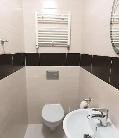 ゲストハウス Bartek Dom Goscinny ダルウォボ